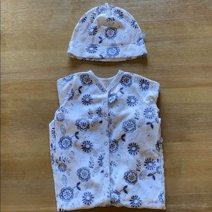 Baby girl Offspring sleep and play with hay